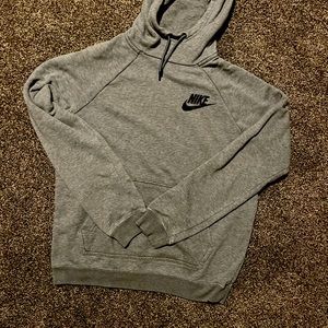 grey nike hoodie preowned condition size S